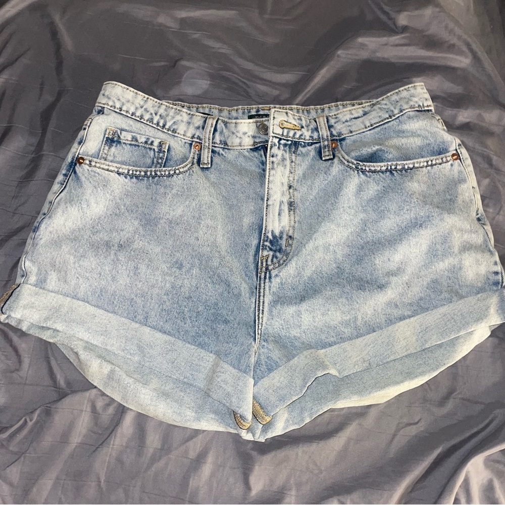 Blue Jean Shorts High-Waisted Cuffed